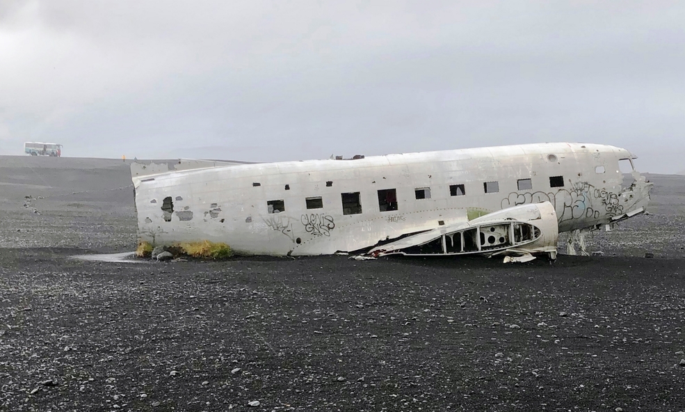 Island_Soutcoast_planewreck_slider_1734346749.jpg