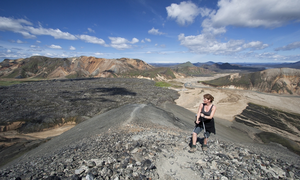 Laugarvegur_Landmannalaugar_visit_iceland-21c3a62949d0acf5_slider_1734685513.jpg