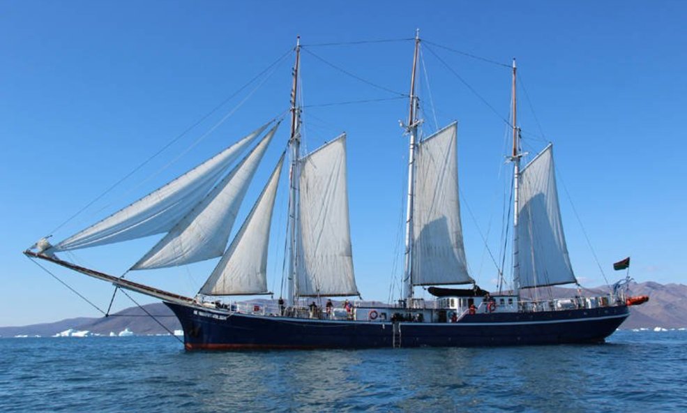 Schiff_aussen_slider_1713533830.jpg