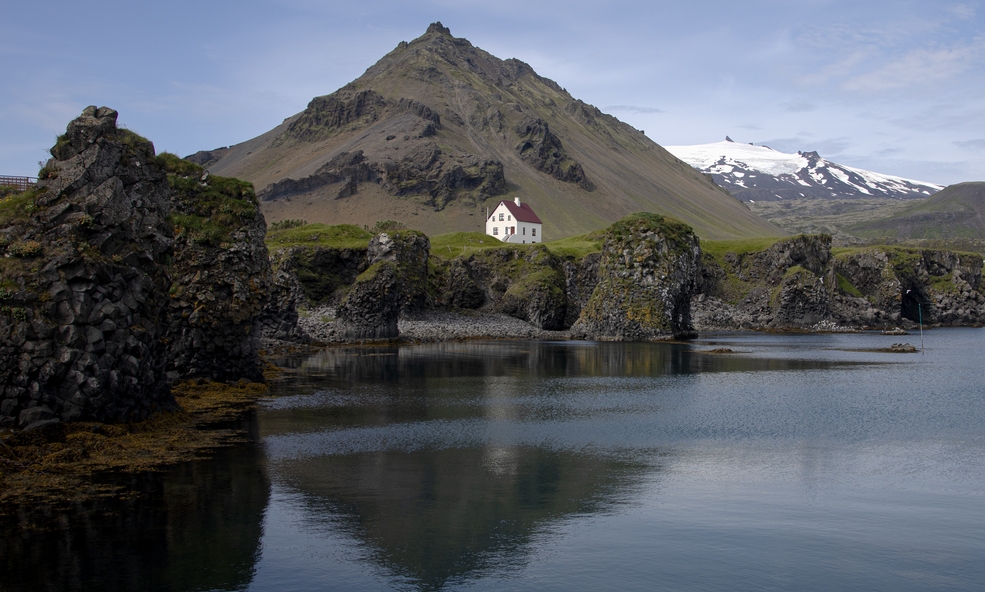 Snaefellsnes_Arnarstapi1_slider_1734420263.jpg