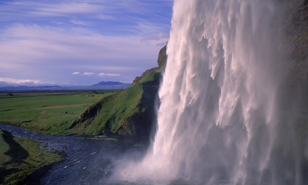 visit_iceland-3e3a7e4fc83496_slider_1732528022.jpg